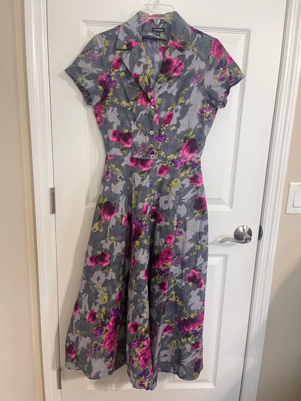 J. Peterman Pink A-line Midi Dress V-neck Short Sleeve size 2